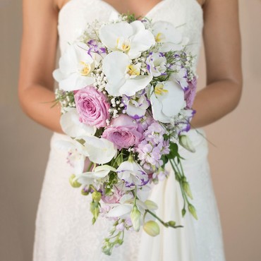 flowers delivered wedding